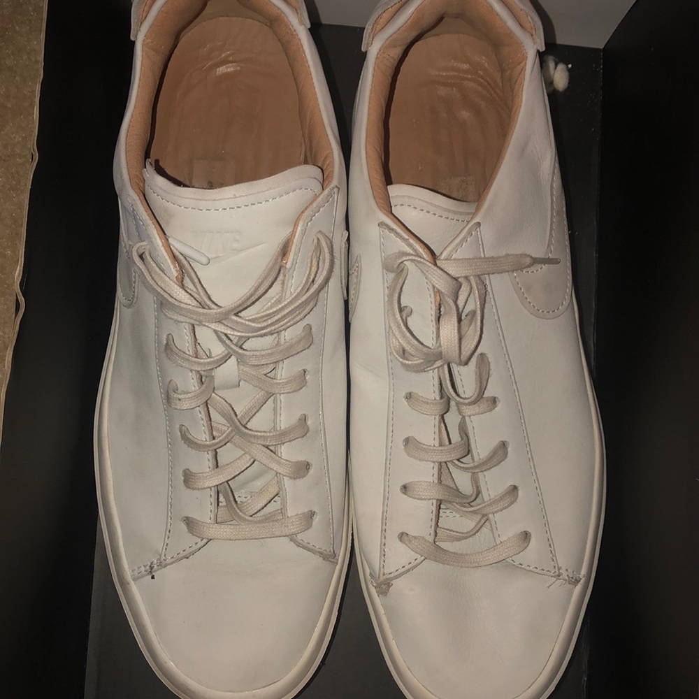 Nike 11.5 Grand Volee Men’s tennis shoes